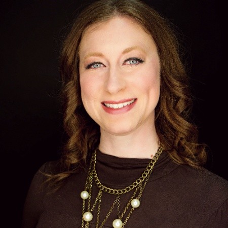 Nora Brathol, founder of Arkapana Consulting and creator of FeedClear
